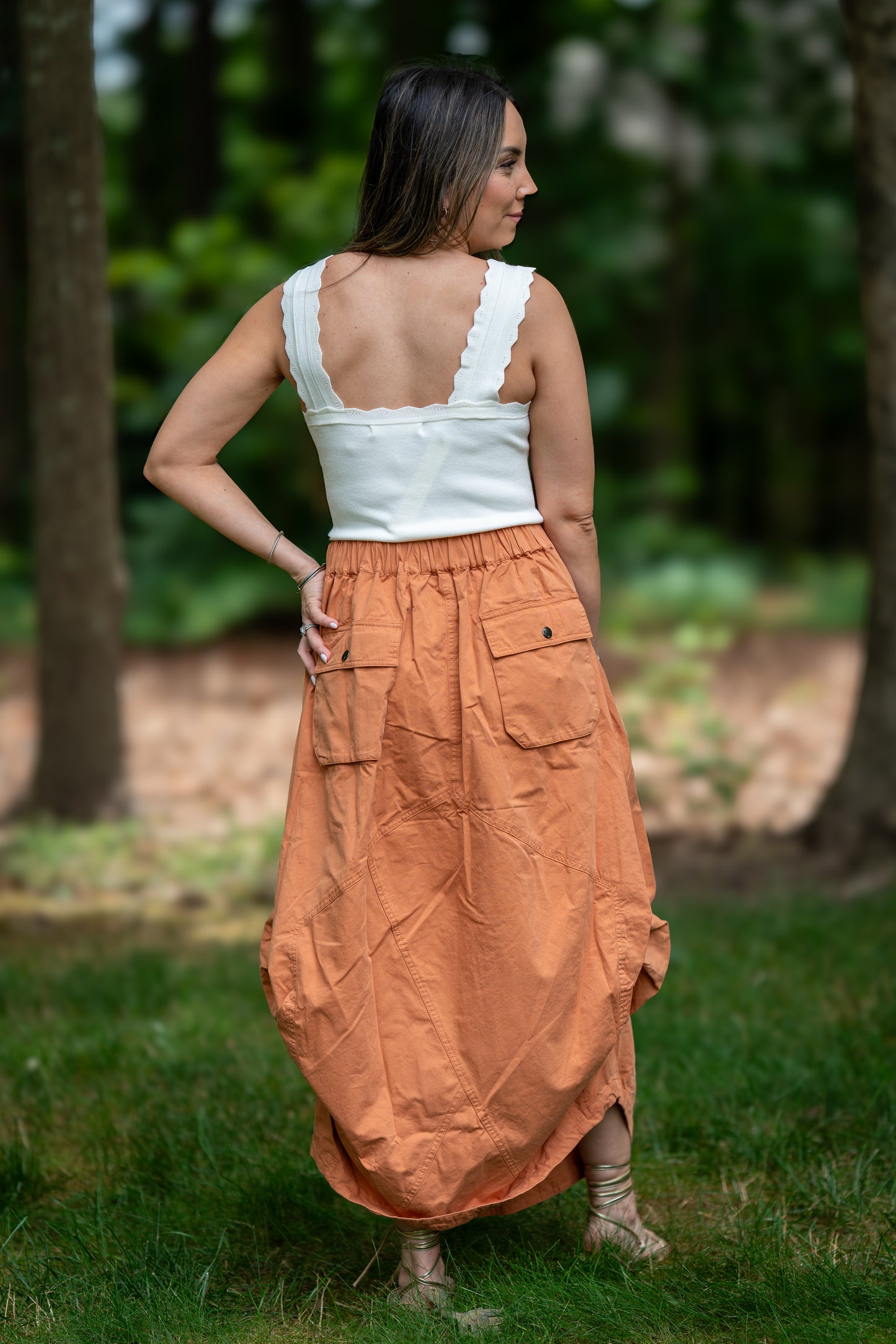 Side Tuck Detail Midi Skirt