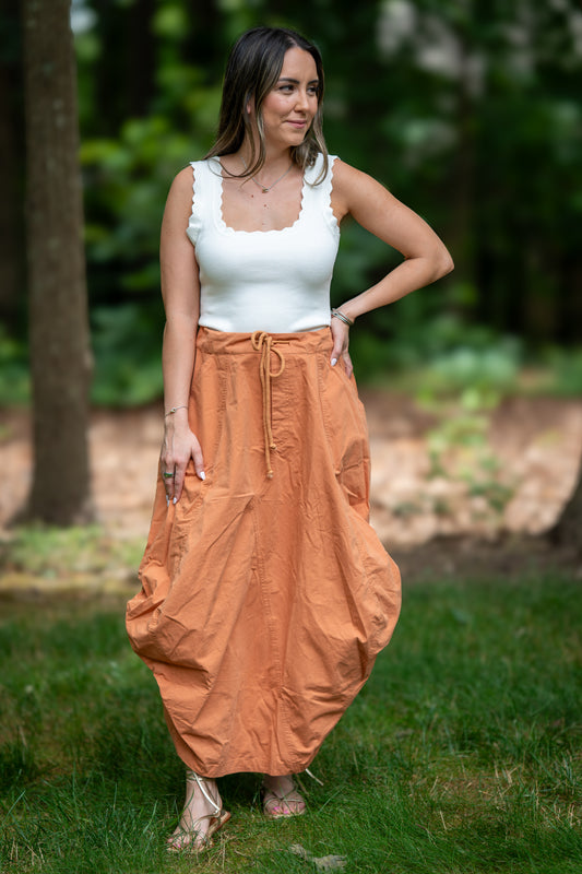 Side Tuck Detail Midi Skirt