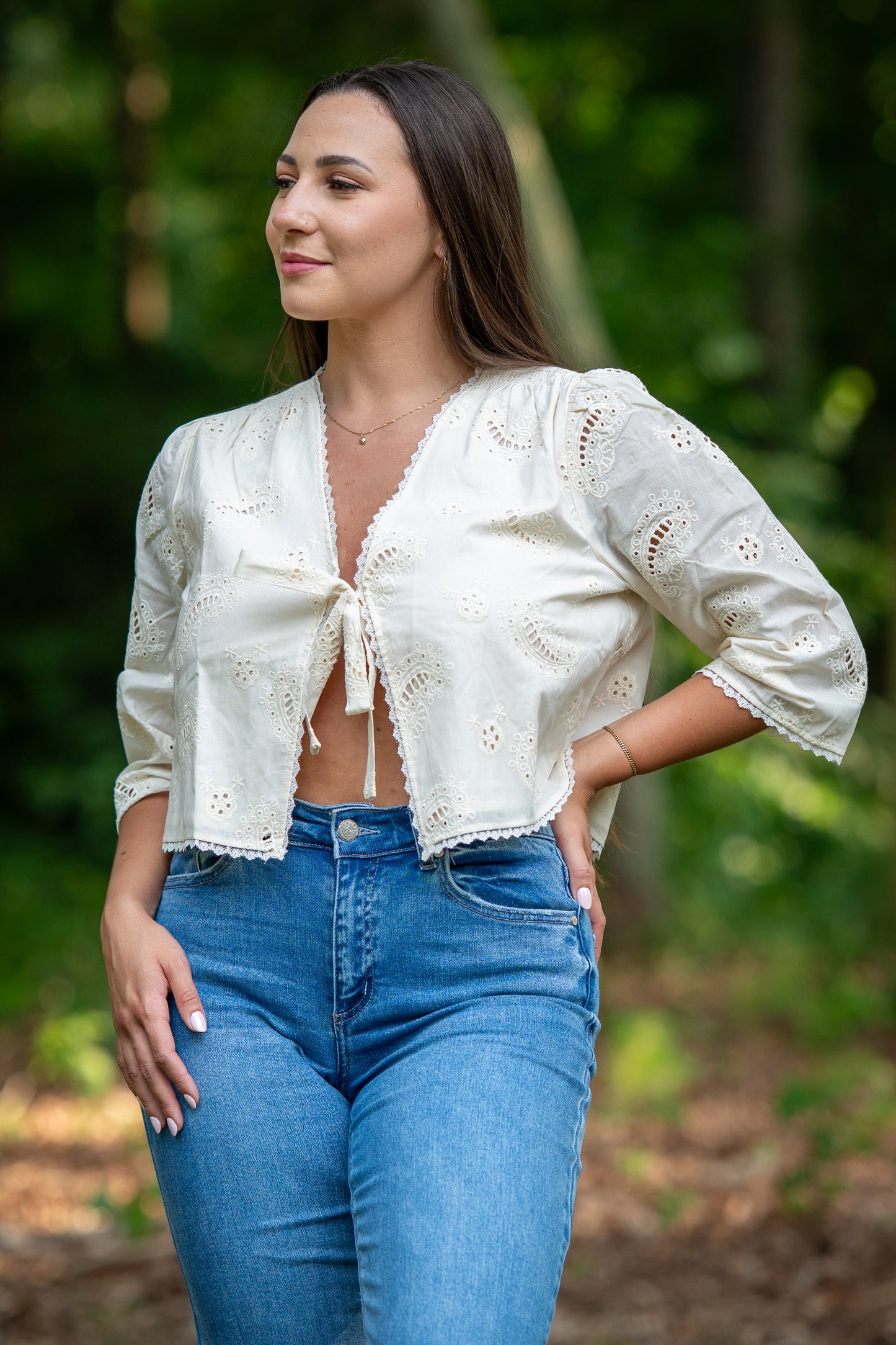 Eyelet-Embroidered Lace V-Neck 3/4 SLV Shirt
